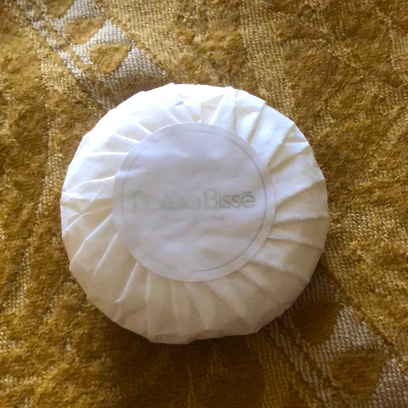 Natura Bisse Barcelona Small Luxury Bar Soap / New Never Used / Sealed Bar Soap - Picture 1 of 2